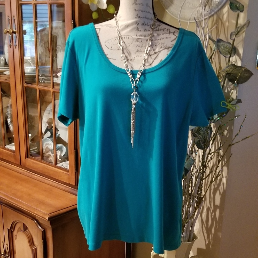 DRESS BARN Teal Green tee shirt